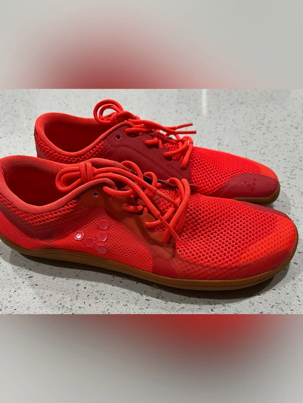 Vivobarefoot Primus Lite III WomensBarefoot Shoes Vibrant Red Size5.5/6 EUR 36